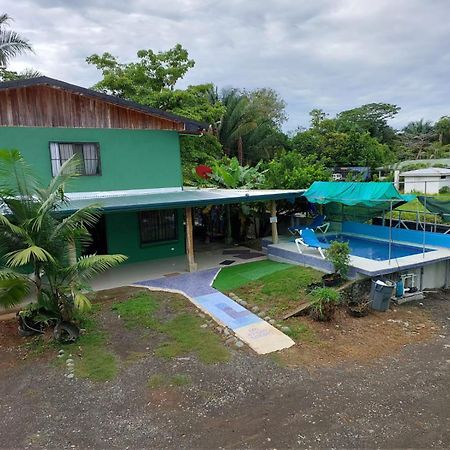 Residencia Las Brisas Griegas 奎波斯城 外观 照片