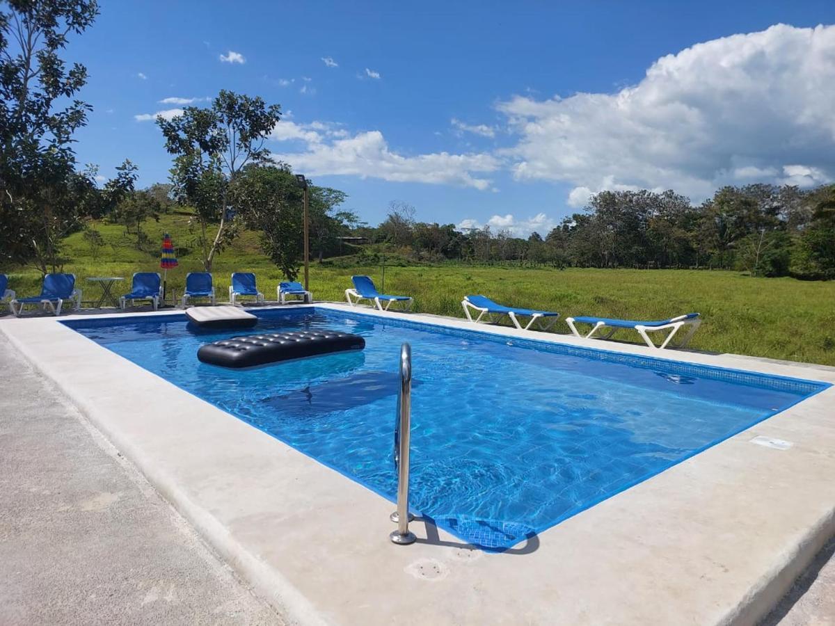 Residencia Las Brisas Griegas 奎波斯城 外观 照片
