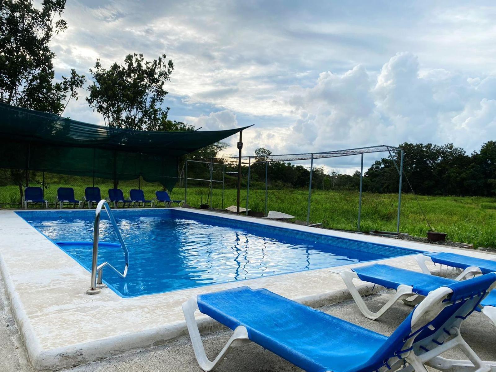 Residencia Las Brisas Griegas 奎波斯城 外观 照片