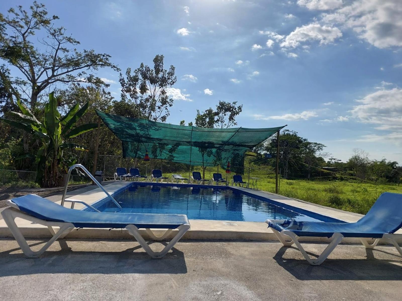 Residencia Las Brisas Griegas 奎波斯城 外观 照片