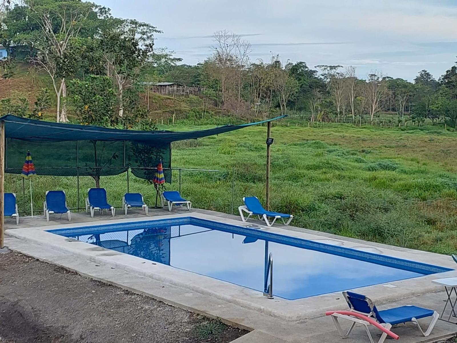 Residencia Las Brisas Griegas 奎波斯城 外观 照片